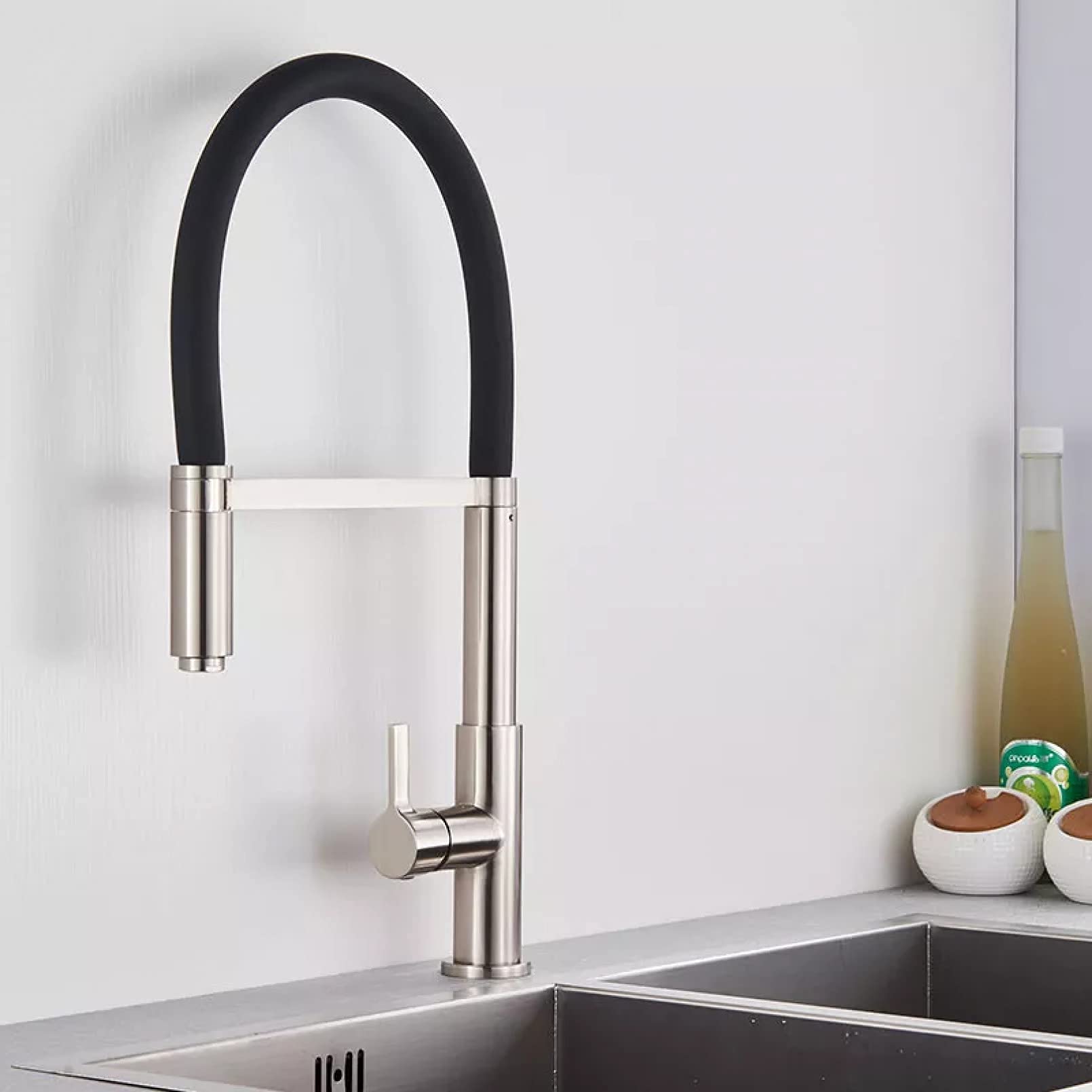 Robinet de lavabo en laiton diamant or, le mitigeur de salle de bains élégant