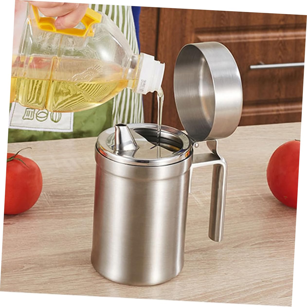 IMIKEYA 550ml Edelstahl Ölkanne Auslaufsicherer Ölspender Mit Deckel Für Küche Ölbehälter Für Olivenö Und Essig Praktische Küchenutensilien Aus 304 Edelstahl
