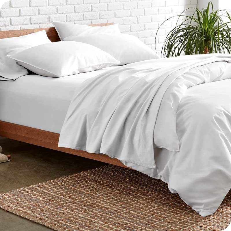 Image of Queen Size Cotton Bed Sheet - Pure Egyptian Cotton Queen Size Bedsheet with 2 Pillow Covers - Solid White 600 Thread Count - Stain Resistant, Skin Friendly, Organic Cotton Bedsheet Set