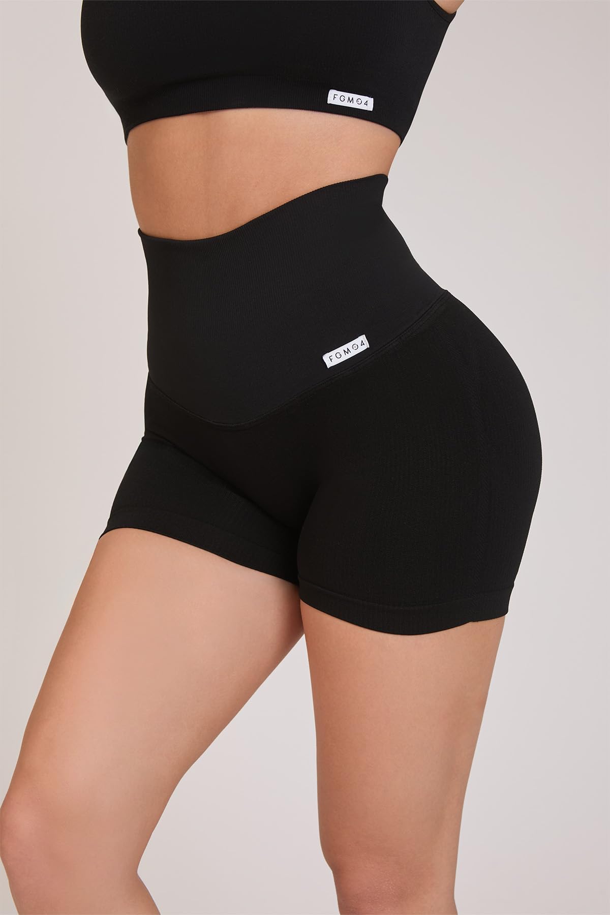 FGM04 Shorts Push Up Calipso a Costine F.I.R. | Fascione 12 cm, arriccio posteriore, trama a costine, tessuto F.I.R. coprente e 100% Made in Italy.