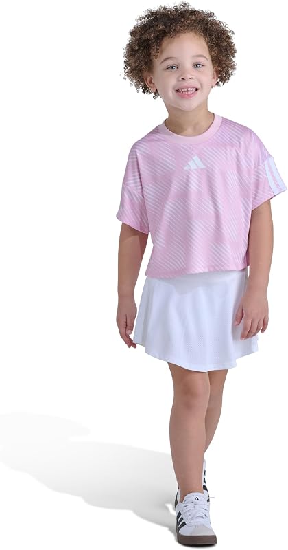 Conjunto de pollera y remera de manga corta para niña – Conjunto de dos piezas inspirado en el fútbol con pantalones cortos de bicicleta incorporados