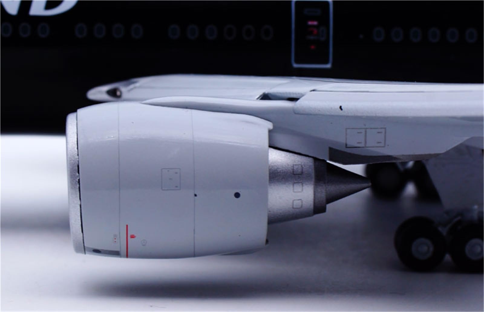 Repliki modeli samolotów 36CM 1/200 zestaw modeli do składania samolotu dla powietrza nowa zelandia B777-300ER ZK-OKQ klapy na dużą skalę odlewany model samolotu miniaturowy model samolotu