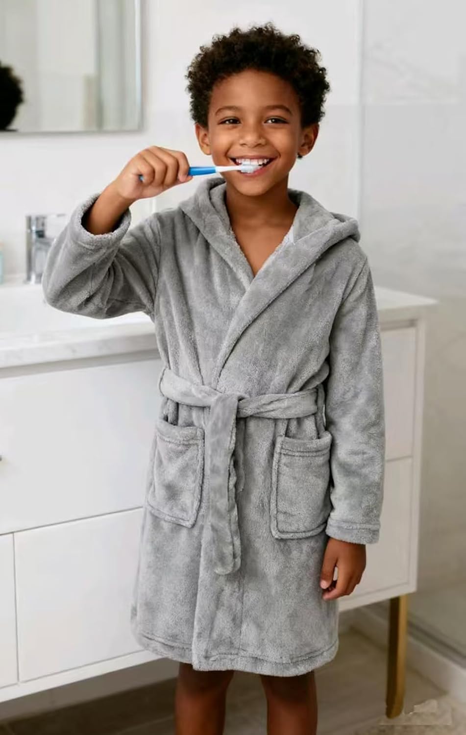 Boys Girls Robe Kids Flannel Hooded Bathrobe Sleepwear Pajamas Toddler Soft Plush Robes for Girls 2-16 Years - Image 4