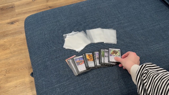 Amazon.com: 2000ct Clear Card Sleeves for Trading Cards, Soft Baseball  Sports Card Sleeves, Soft Plastic Protector Fit for MTG Game Standard Cards  : Toys & Games