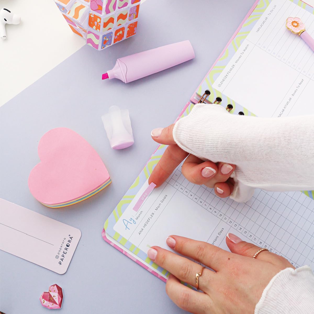 PAPERORA A5 Spiralli Süresiz Renkli Planlayıcı Ajanda Motivasyon Sayfalı Pembe Leopar