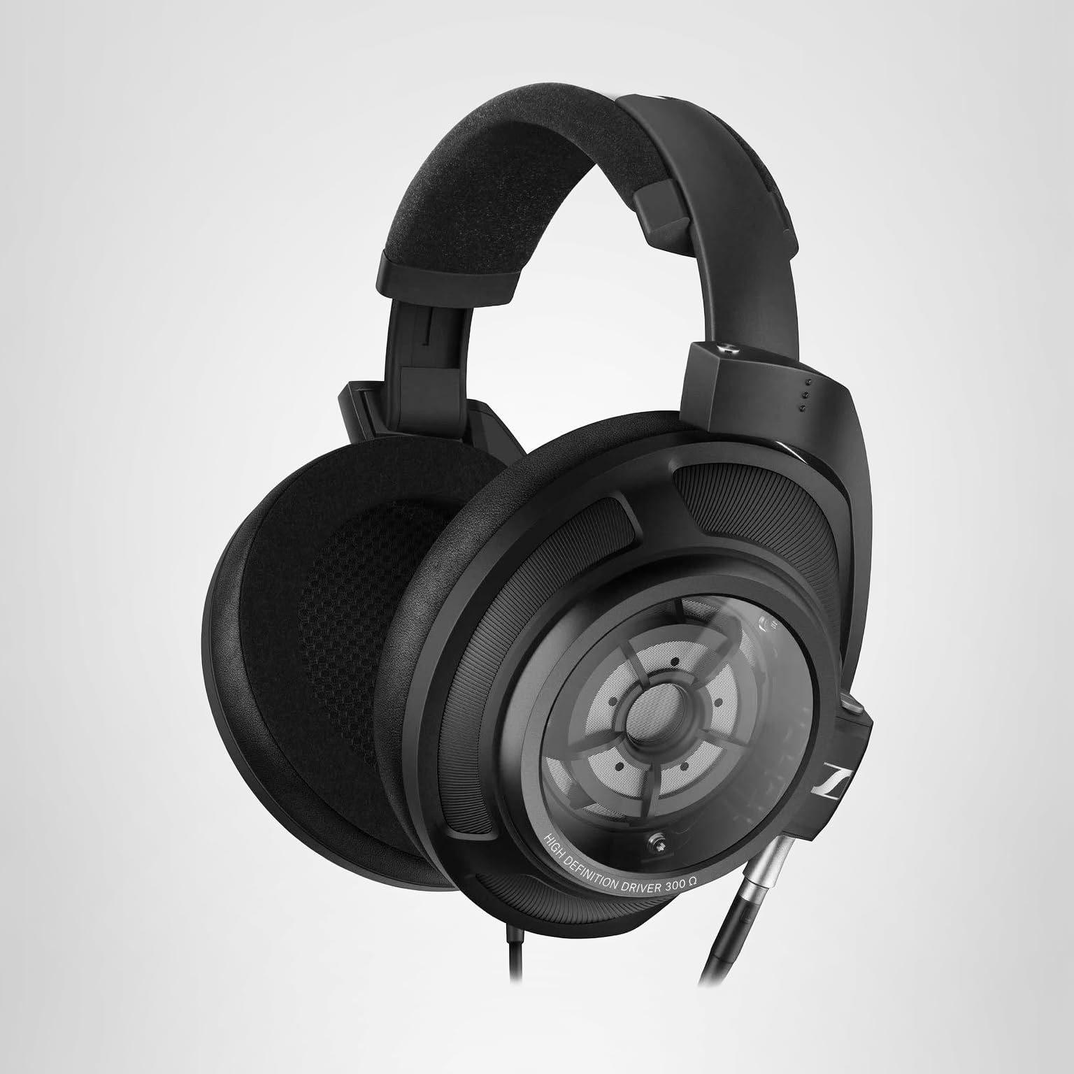 Amazon.com: SENNHEISER HD 820 Over-the-Ear Audiophile Reference