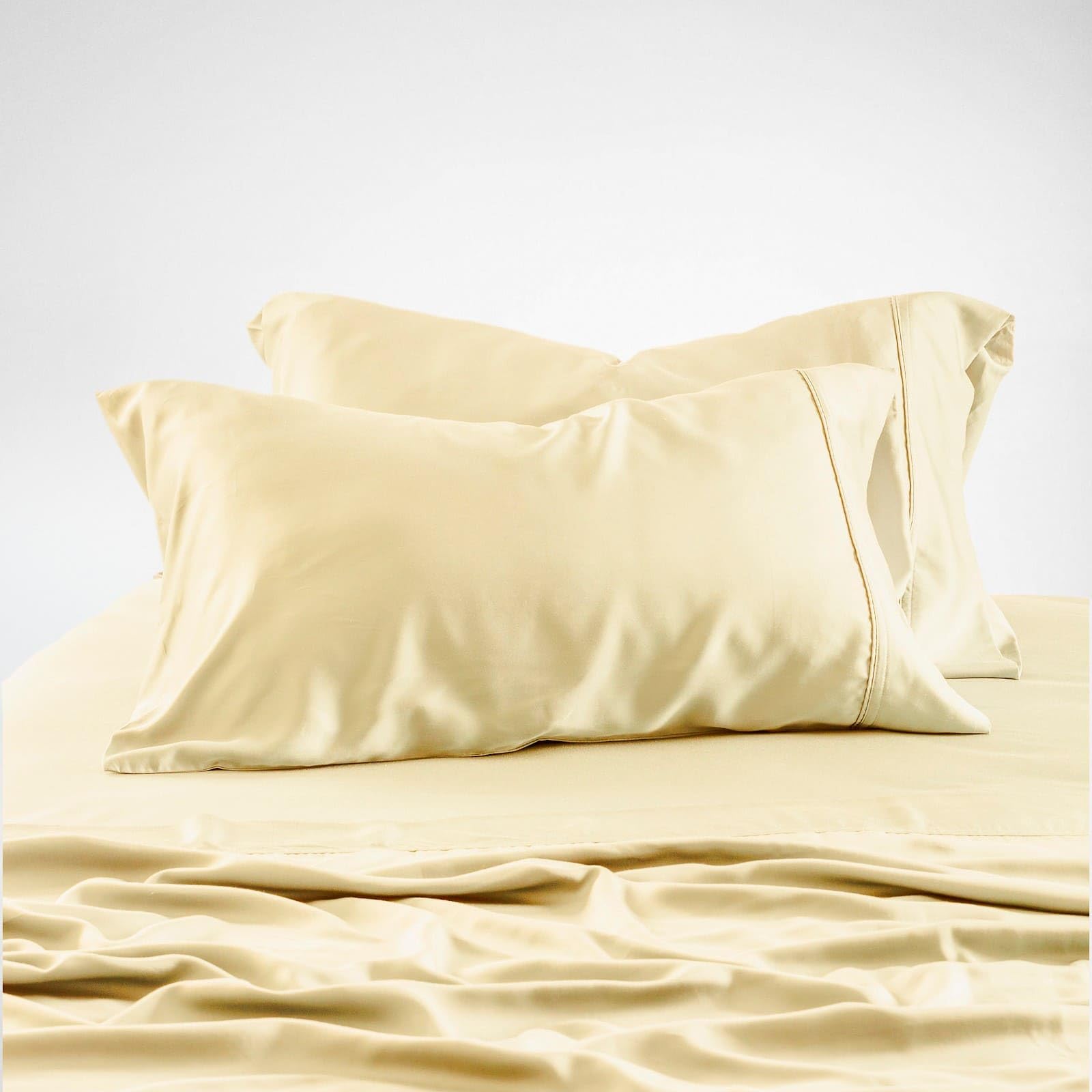 Olive + Crate Tencel Lyocell Eucalyptus Queen Size Sheet Set - Cooling Tencel Sheets for Hot Sleepers with 18 Inch Deep Pocket Fit - Ivory 4-Piece Set: Olive + Crate Eucalyptus Sheets Set – Cooling Sheets for Hot Sleepers, 100% Organic Tencel Lyocell – Queen Size - Hypoallergenic, Moisture-Wicking, Deep Pockets, Soft, Durable 60" x 80" [Butter Cream]
