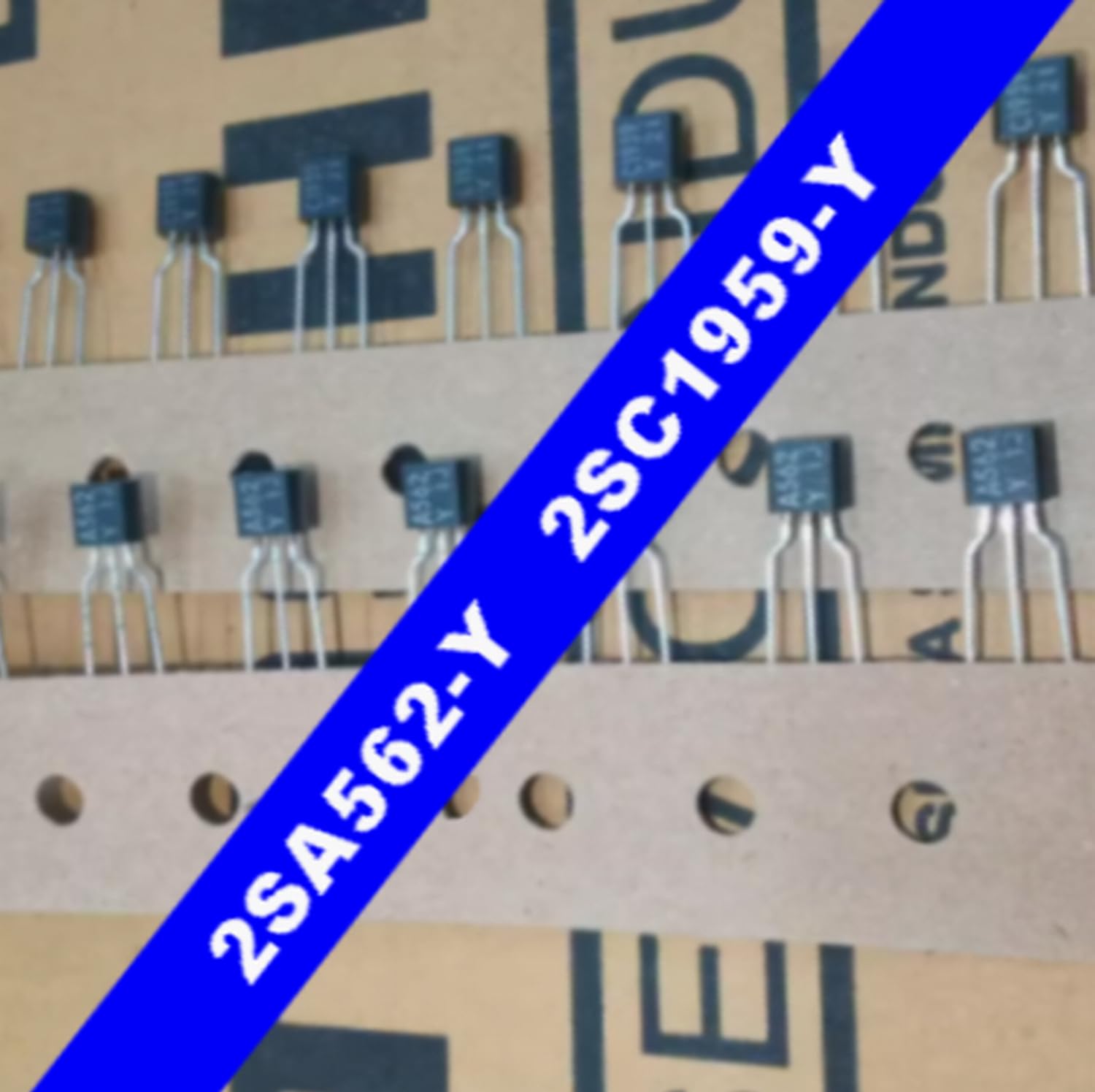 20pcs 2SA562-Y A562 + 20pcs 2SC1959-Y C1959 Transistor White Characters TO-92 DX