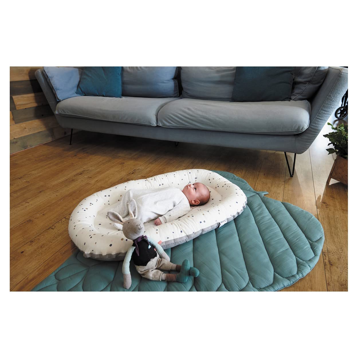 Tinéo - Réducteur de Lit 95x60x10cm, Cocon De Sommeil Ouatiné, Cale Bébé pour Lit, Nid Bébé, Déhoussable, Entretien Machine 30°, Réversible, 0-6 Mois (Gris Clair/Imprimé Terrazzo)