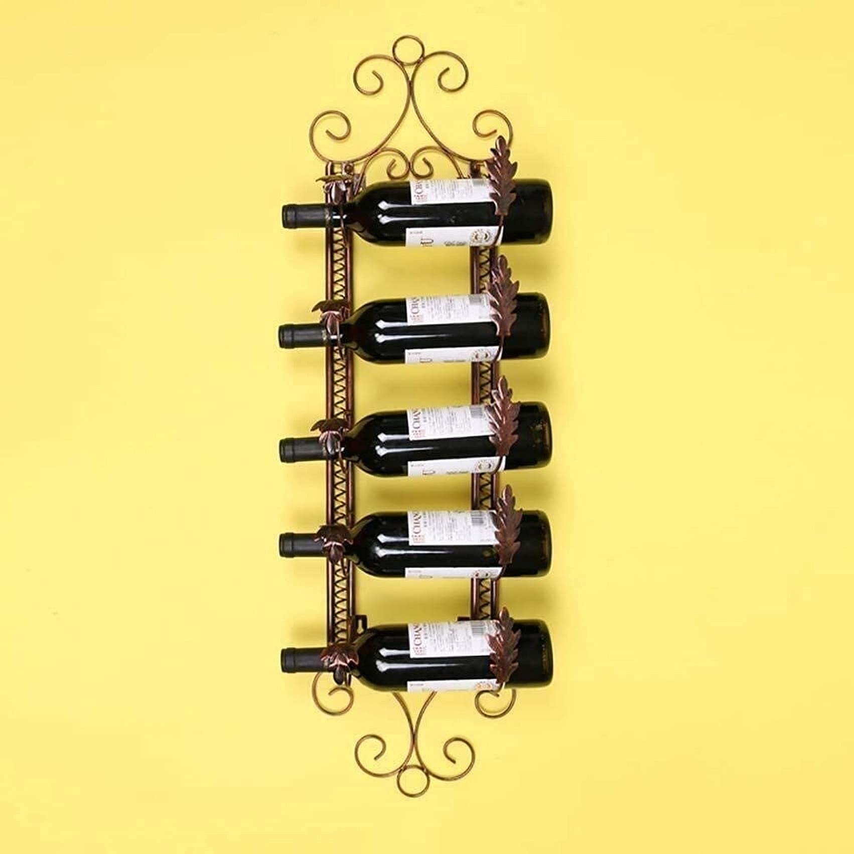 Étagère à vin au design épuré pour une présentation digne d'un grand hôtel
