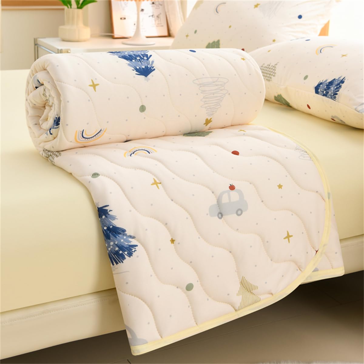 Odot Coverless Duvet 4.5 Tog for Single Double King Size, Summer Duvet No Cover Cosy and Lightweight Quilt Breathable Bedspreads Quilted Throw for Beds (Blue tree,150 * 200cm)