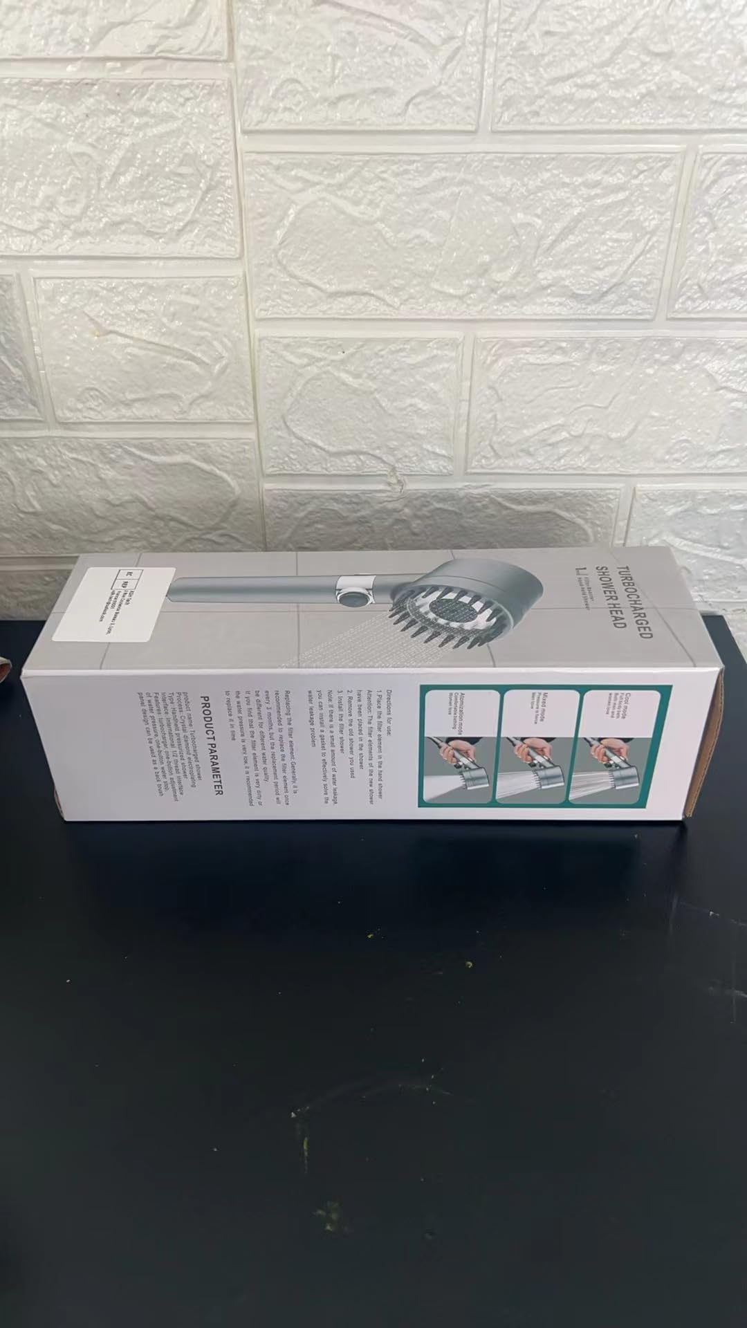 Soffione Doccia con filtro a 15 stadi, Soffione Anticalcare con Tubo da 1,5M, 3 + 1 Tipi di Getti per Soffione Doccia ad Alta Pressione e Risparmio Idrico Pulsante di Arresto Dell'acqua,