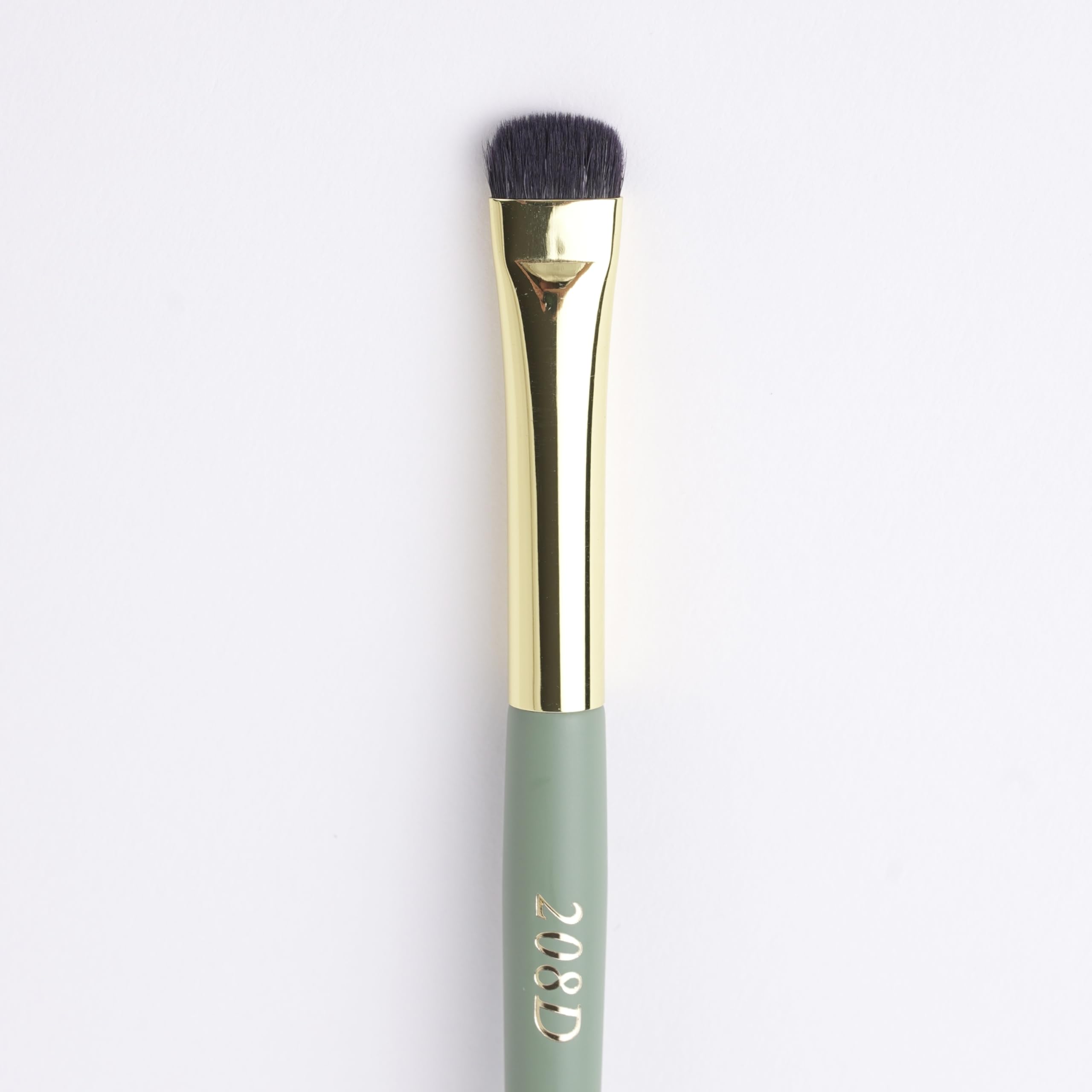208D FLAT EYESHADOW BRUSH- GOAT HAIR BRUSH FOR LASH LINE AND ACCENTS- MAKEUP BRUSH FOR EYES