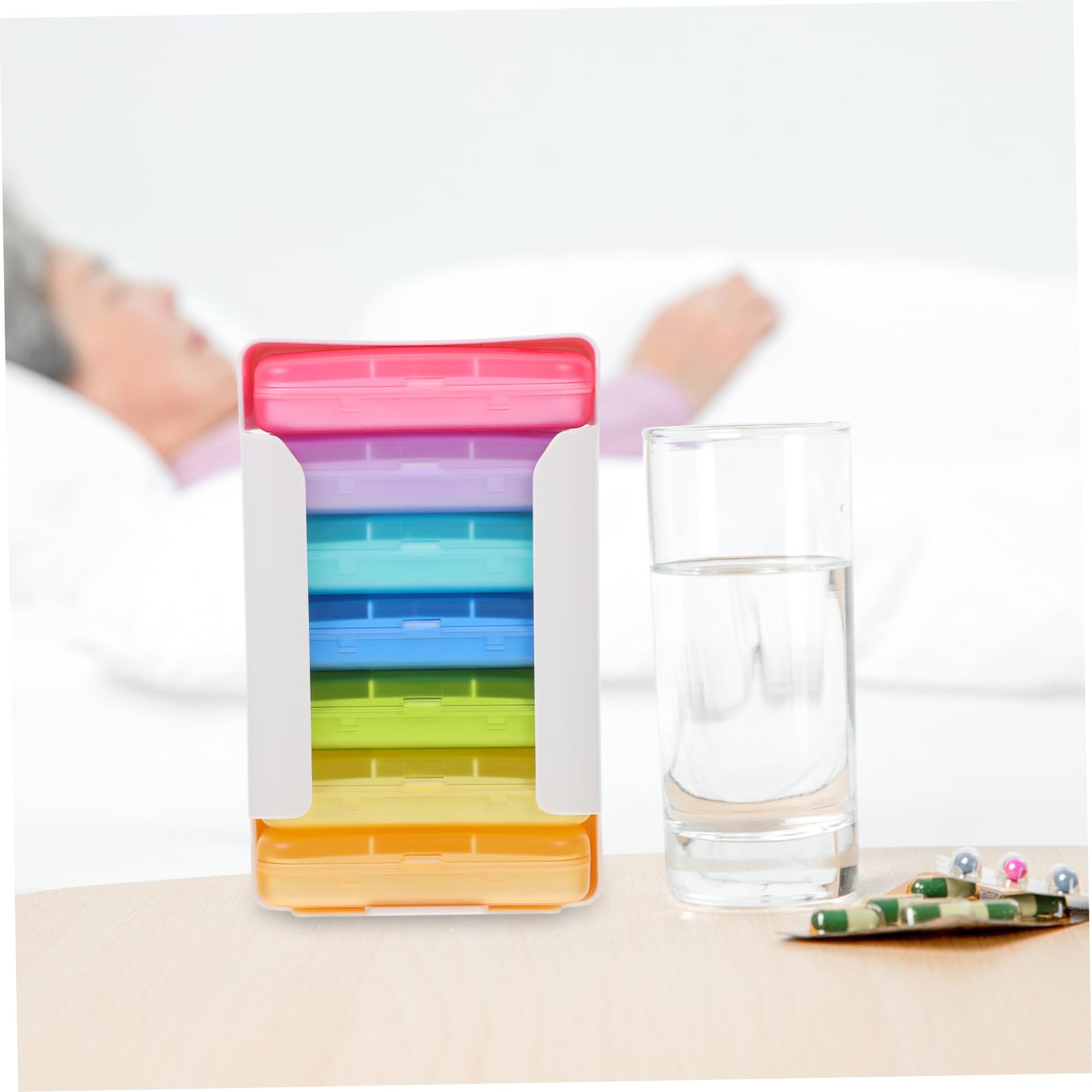 MAGICLULU Boîte à Pilules Hebdomadaire Portable Pour Voyages Distributeur De Médicaments Avec Compartiments Séparés Par Aimant