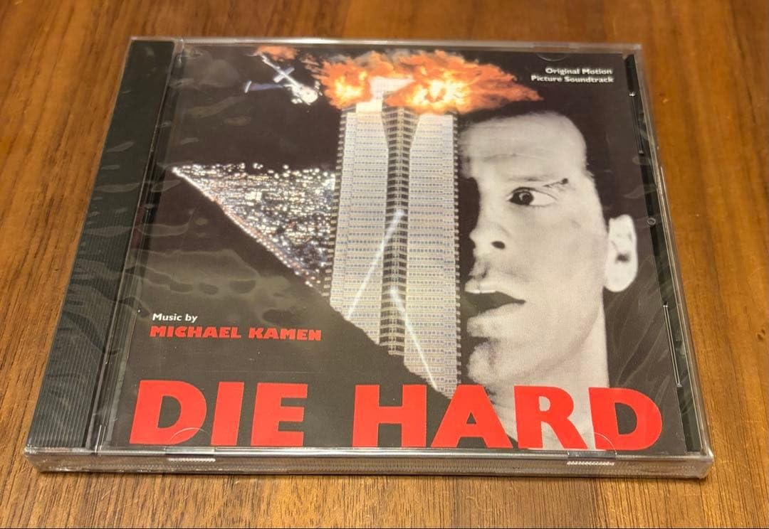 【サントラCD】DIE HARD ダイ・ハード VARESE SARAVANDE Amazon.co.jp: サントラCDDIE HARD ダイ・ハード VARESE SARAVANDE