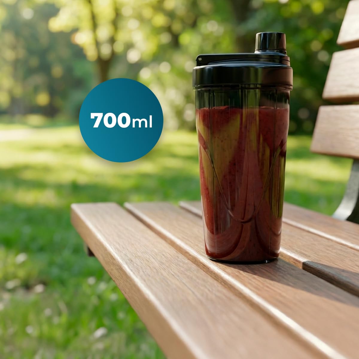 Cecotec PowerTitanium przenośny blender 1000 Push2Go. 1000 W, ostrze ze stali nierdzewnej 6 liści, 2 szklanki 700 ml z pokrywkami, bez BPA, zdejmowane części, profesjonalne rezultaty dla Ciebie