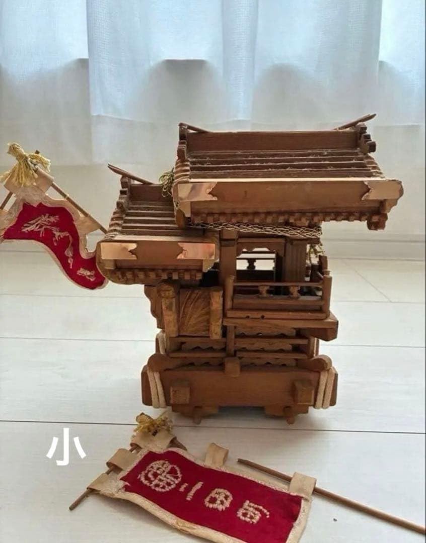 Amazon | 小サイズ木製ミニだんじり 手作り 彫刻細工 地車 屋台 木工芸