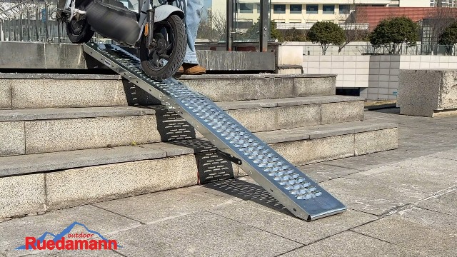 Ruedamann バイク スロープ 長さ170cm 耐荷重220kg 折り畳k Amazon.co.jp: Ruedamann バイク スロープ 長さ170cm 耐荷重227kg