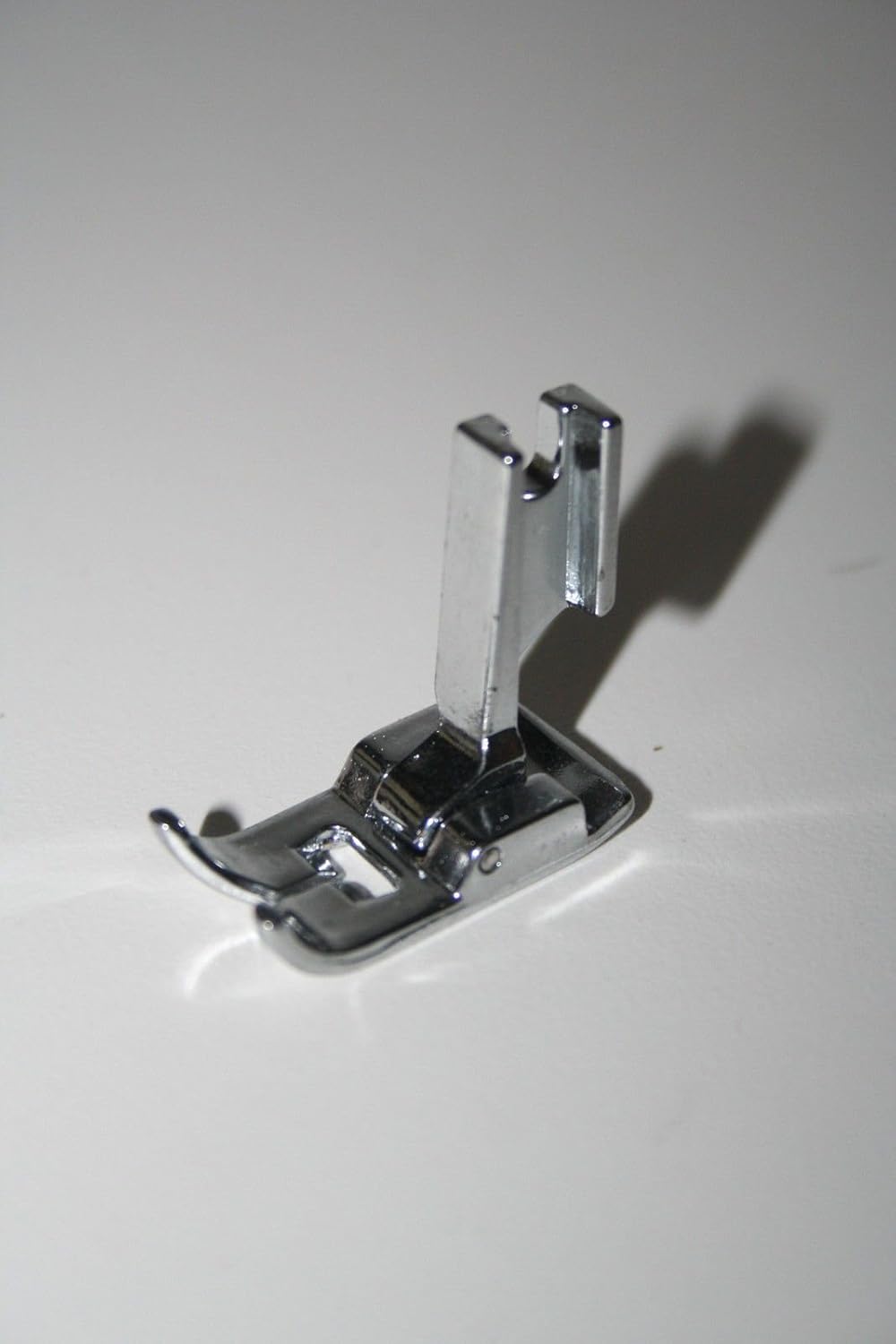 Hinged Metal High Shank Sewing Machine ZigZag Foot supplier