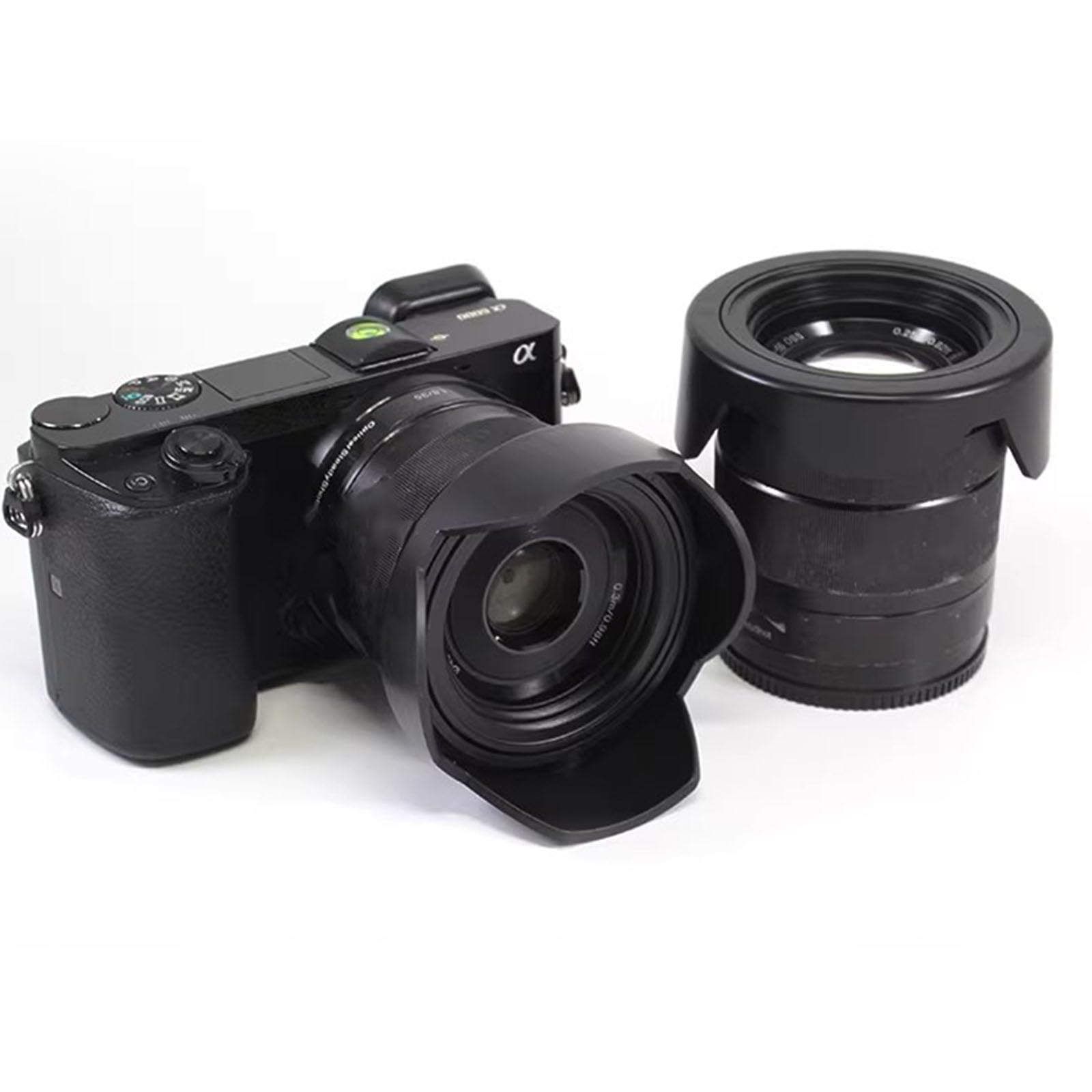 Paraluce per lenti da 24-70 mm F/2.8 Art ed EX HSM, design a petali, riduce i fantasmi