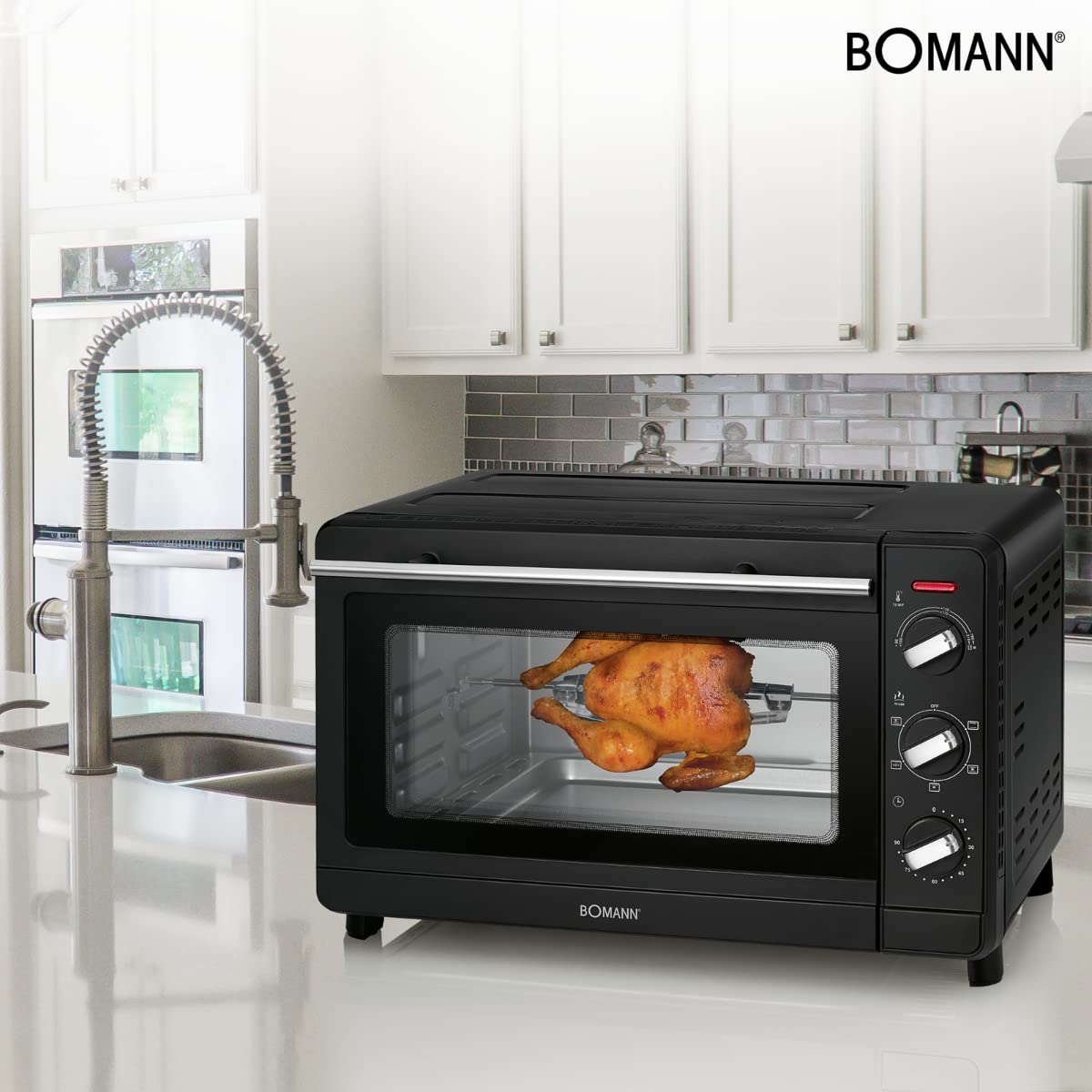 Bomann Multi-Backofen | 30 Liter Backraum | Ober + Unterhitze | Kombibetrieb | 6-Stufenschalter | 100 °C–230 °C | Drehspieß | Pizzastein (29 cm) | Krümelblech | Sichtfenster | 1500 Watt | MBG 6023 CB
