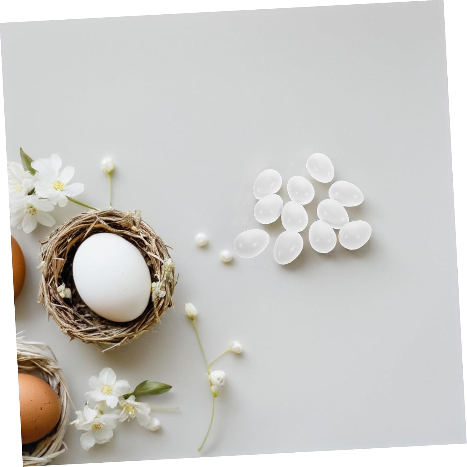 20pcs Realistic Mini Plastic Bird Eggs for Parrot Breeding and Clutch Control, Artificial Replacement Clutch Eggs with Protective Design for Bird Health