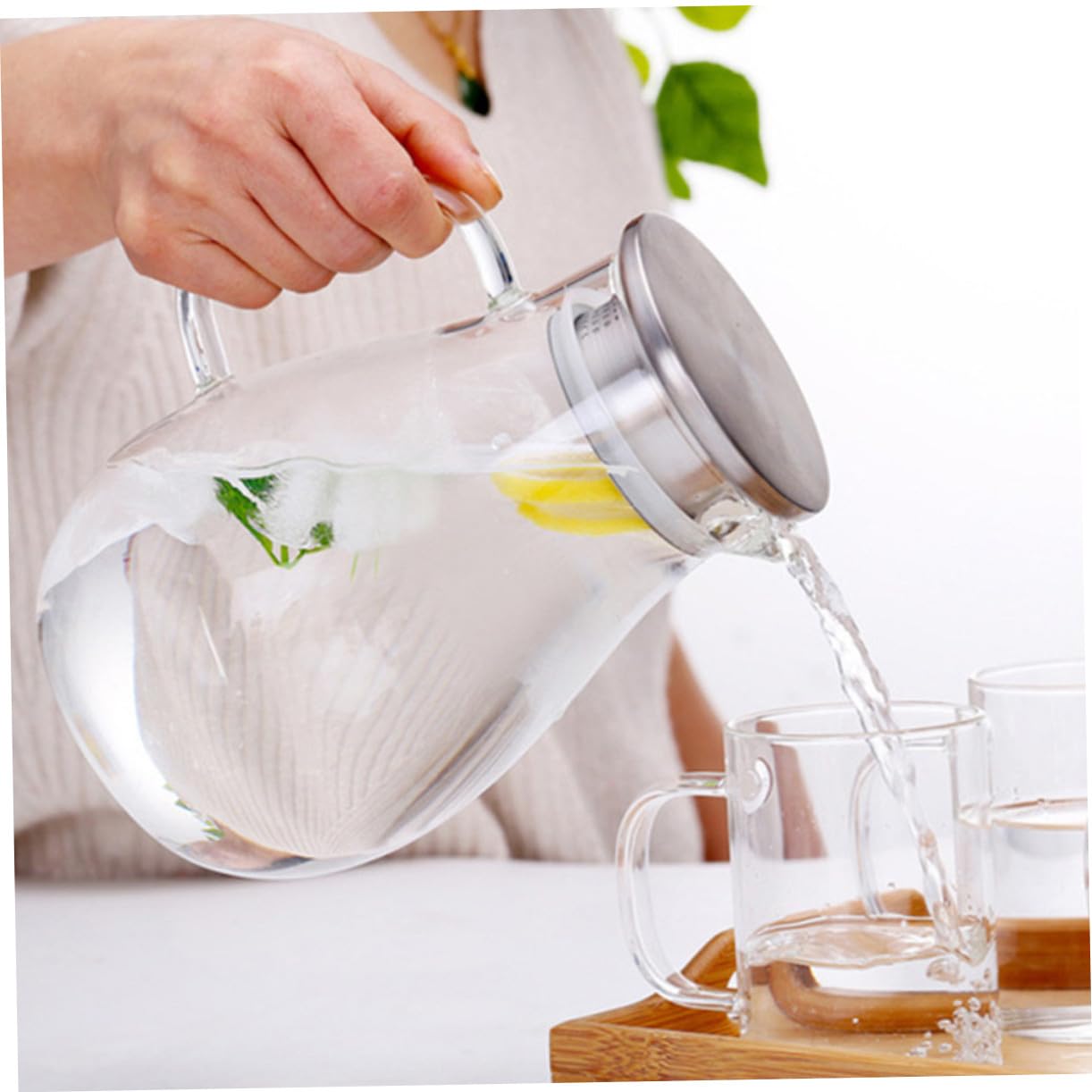 NOLITOY Jarra de Vidrio Grande con Tapa Antigoteo y Diseño Fácil de Usar para Bebidas Frías y Jugos Casa
