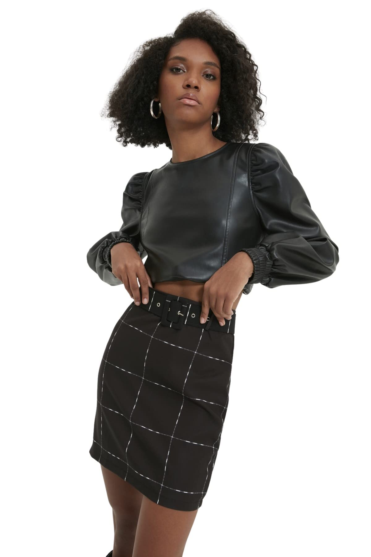 Trendyol Damen Mini Bodycone Webstoff Rock, Schwarz, 40