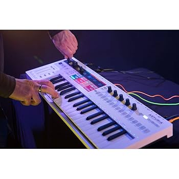 ARTURIA KEYSTEP MIDIコントローラー シーケンサー keystep-pro-chroma_04-1-