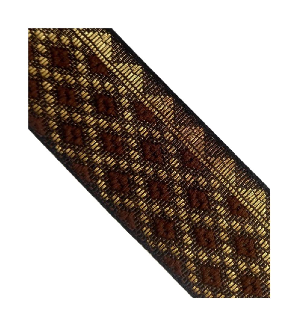 Ruban de broderie jacquard tisse KVR pour personnaliser une robe de fete et reussir sa decoration
