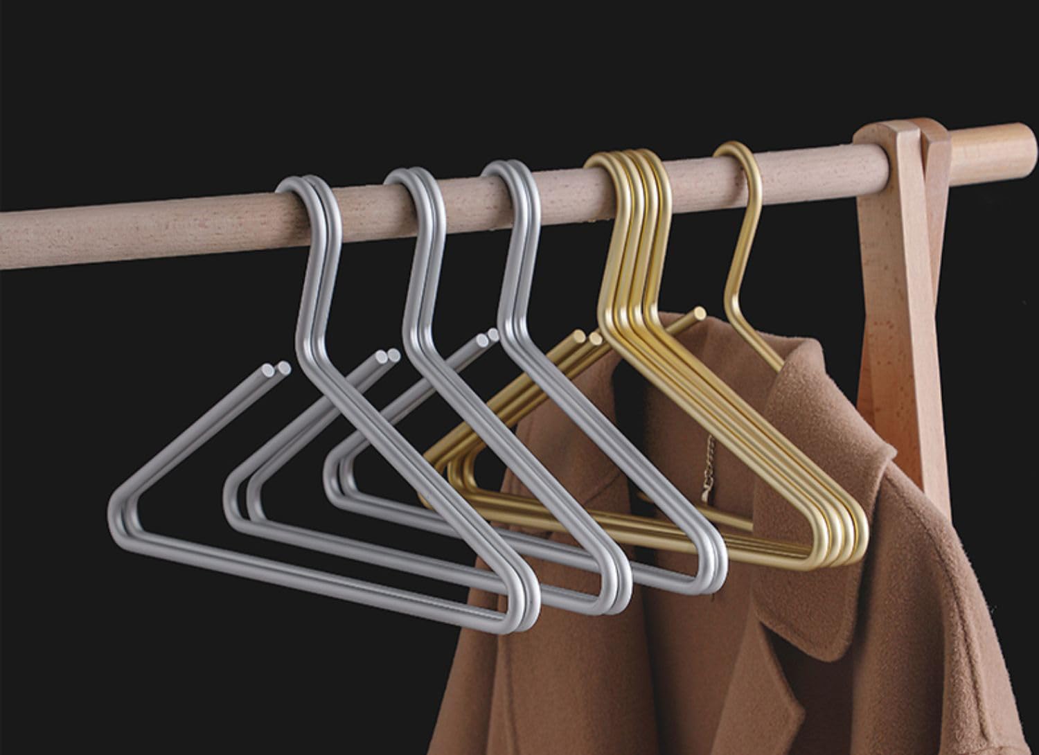 Lot de 6 cintres en aluminium argenté mat de qualité supérieure, 41,9 cm, extra lisses et durables, pour chemise, robe, cintre en alliage d'aluminium, support de vêtements, suspension de vêtements