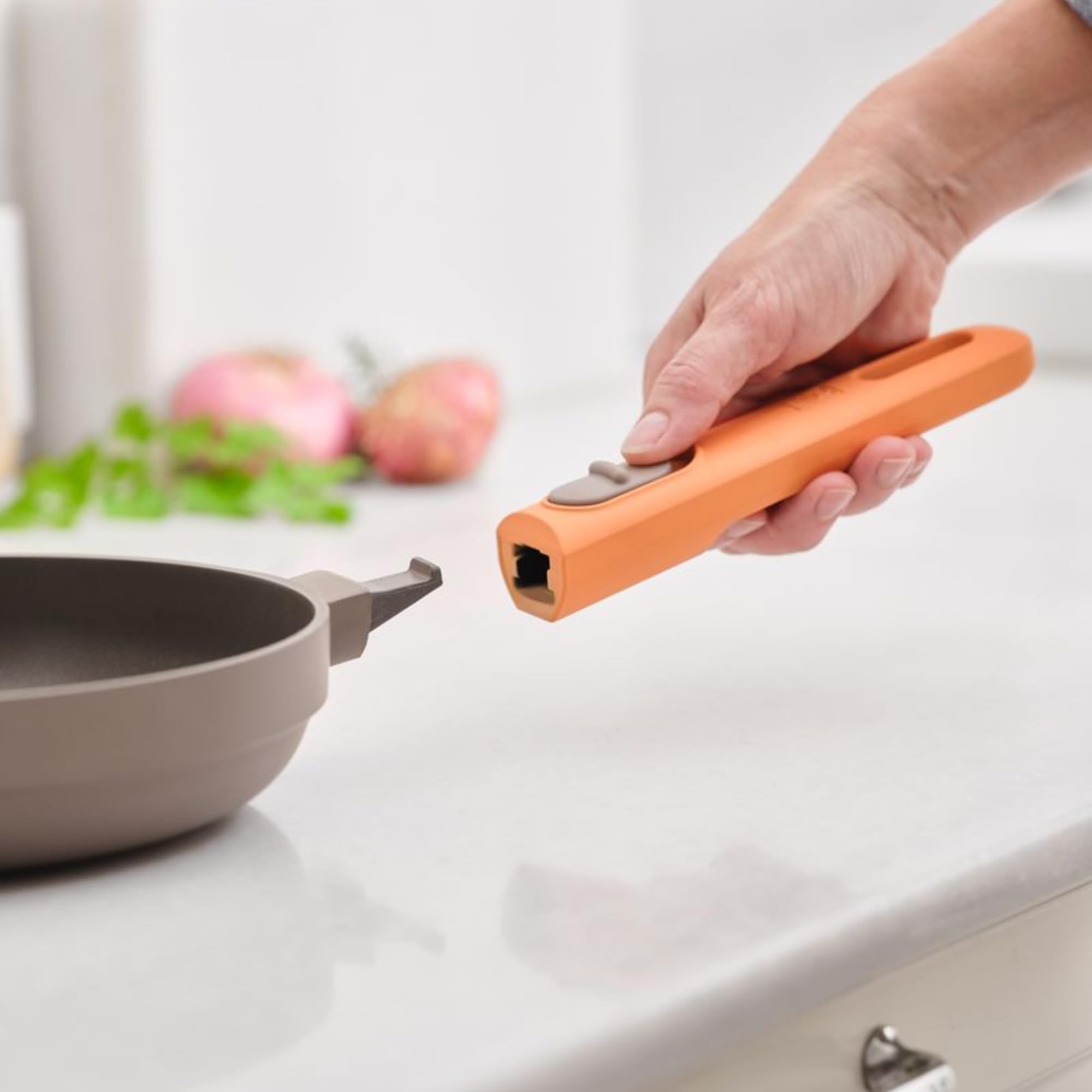 BRA Juego de 5 piezas de batería de cocina apilable antiadherente para placa de inducción con sartén de 24 cm, cazuelas altas y poco profundas, vaporera y tapa de vidrio templado. Juego de utensilios