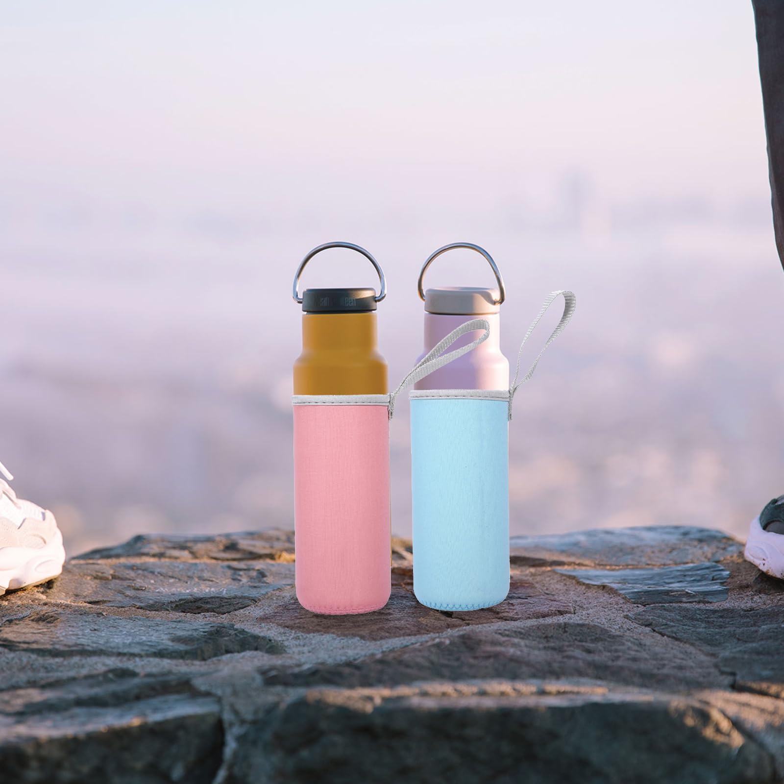 2x Neopren-Hüllen Für Wasserflaschen – Thermo-Schutz, 550 Ml, Schwarz & Grau, Wasserdicht & Leicht, Mit Trageriemen
