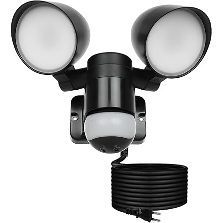 Amazon Zoarlan Led センサーライト 9w 2灯 6500k 昼光色 人感 コンセント式 人感センサー 角度調整自由 高輝度 省エネ 防犯 防雨 屋外 玄関 駐車場 防犯対策用 コード3m 日本語説明書付き Zoarlan セキュリティ センサーライト ホーム キッチン