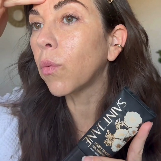 Amazon.com: SAINT JANE - Luxury Sun Ritual - Pore Smoothing SPF 30