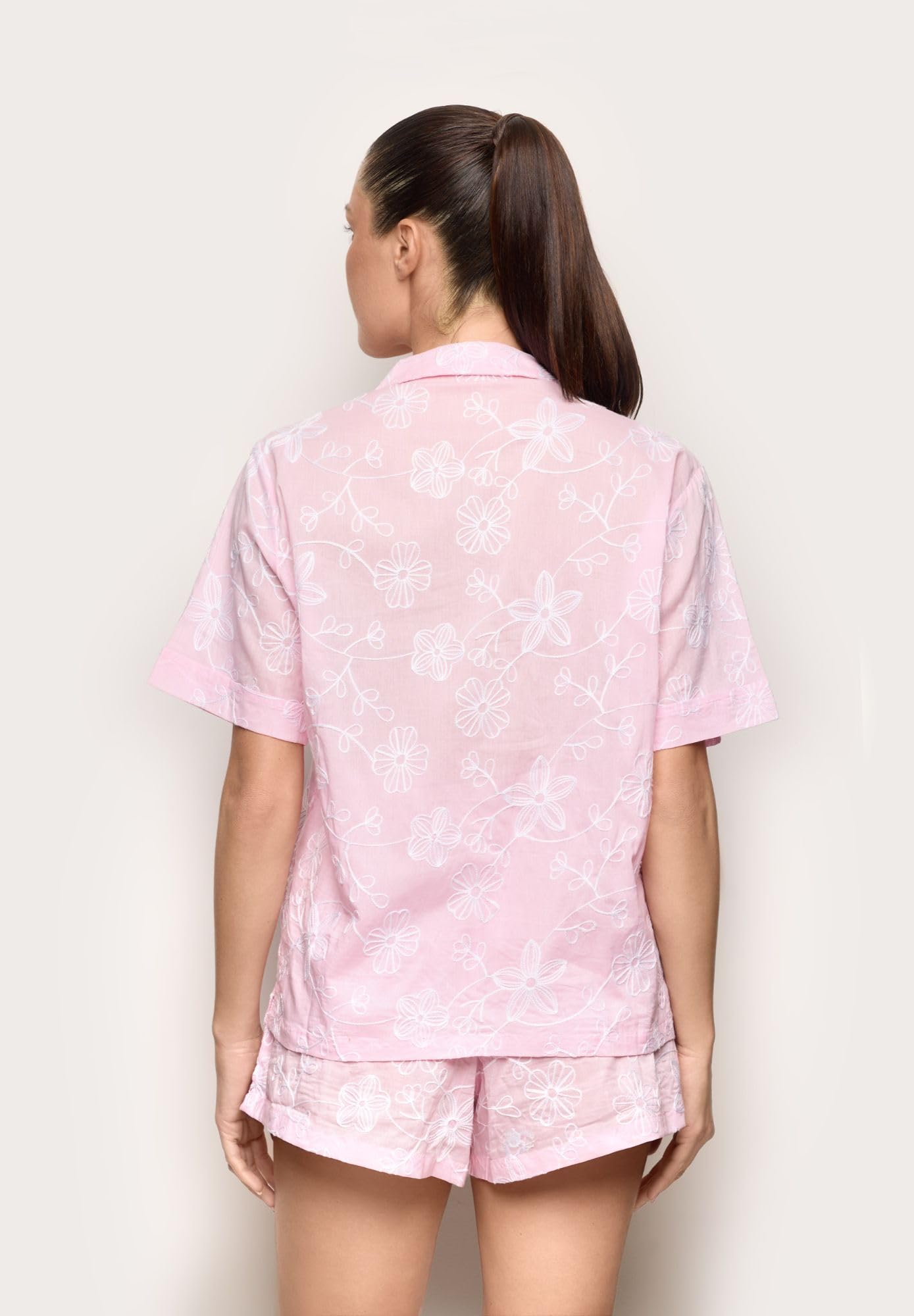 YAMAMAY - Pigiama Corto con Apertura Frontale, Linea Broderie II, Donna