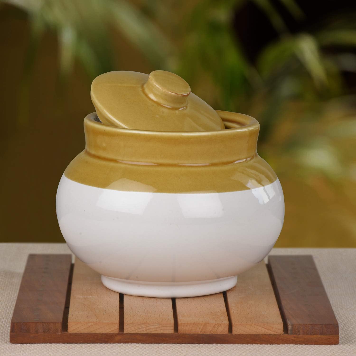 StyleMyWay Hand Glazed Dual Tone Ceramic Round Jar (Burni) with Lid (1000 ml, Sand Yellow, Off White) | Ceramic Multi-Utility Storage Jar | Pickle Storage Jar