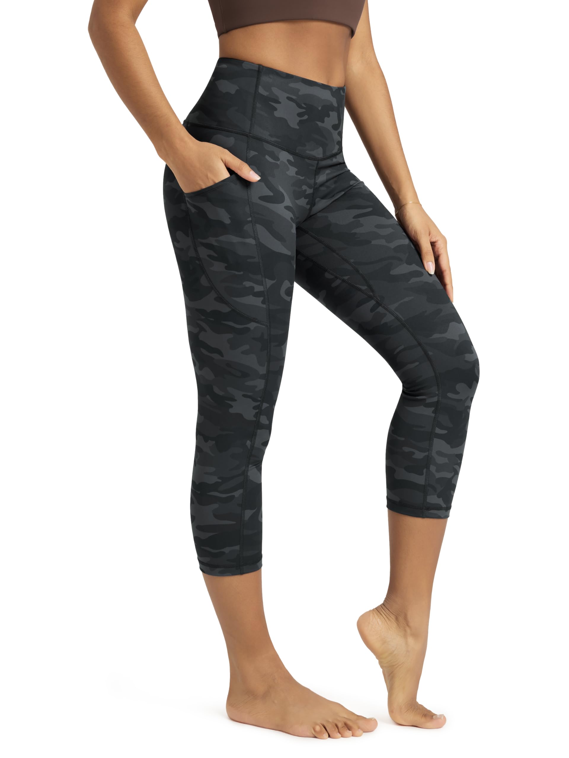 ODODOS Women's High Waisted Yoga Capris with Pockets, Tummy Control Non See Through Workout Athletic Running Capri Leggings