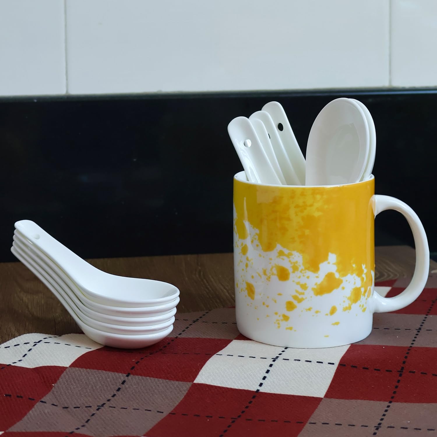 Btrquedo 5.1in Ceramic Asian Soup Spoons, Ramen Spoons Set of 6, Japanese Soup Spoons, Chinese Soup Spoons Dessert Spoon for Noodles, Dumpling, Miso, Pho, Wonton 3