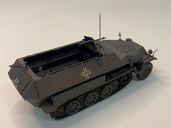 Amazon | AFVクラブ 1/48 ドイツ軍 Sd.kfz251/1 C型 ハーフトラック