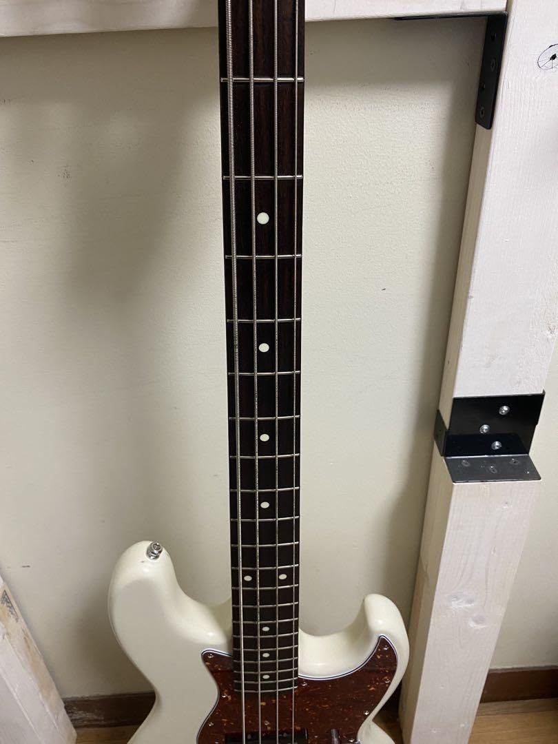 Fender USA HW1 Jazz Bass 2006_AQⅡ,スタックノブ Amazon.co.jp: Fender Japan Jazz Bass スタックノブ Jシリアル