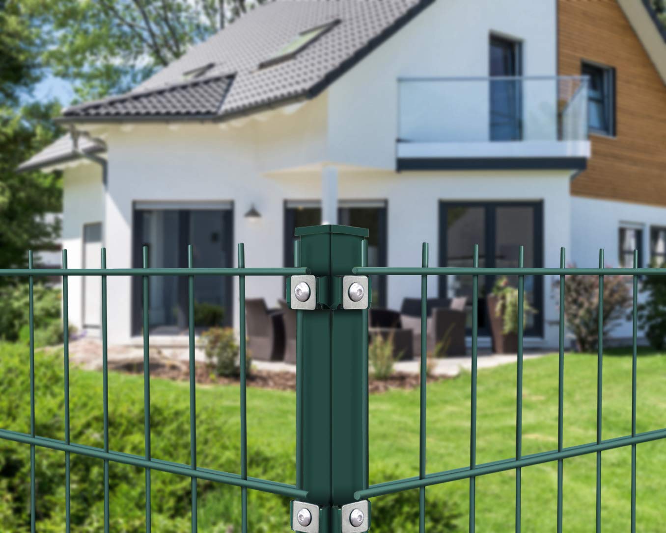 Koll Living 4X Eckpfosten, 40x40x2000 mm, grün - Eckpfosten für EIN- & Doppelstabmatten - inkl. Befestigung - Zaunhöhe: 140-143 cm - und Abdeckkappen - verzinkter Stahl mit Pulverbeschichtung