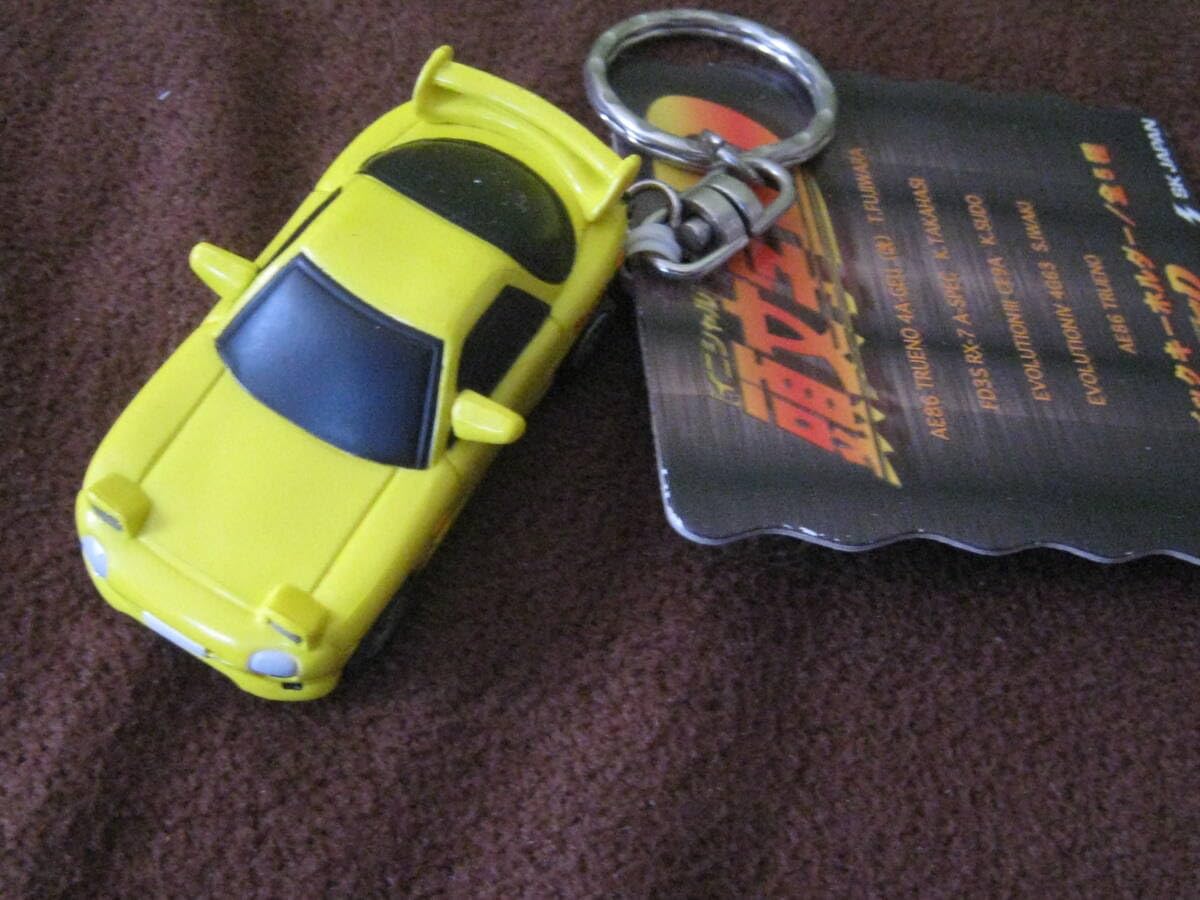 Amazon.co.jp: 金額 イニシャルD イニシャルD プルバック キーホルダー