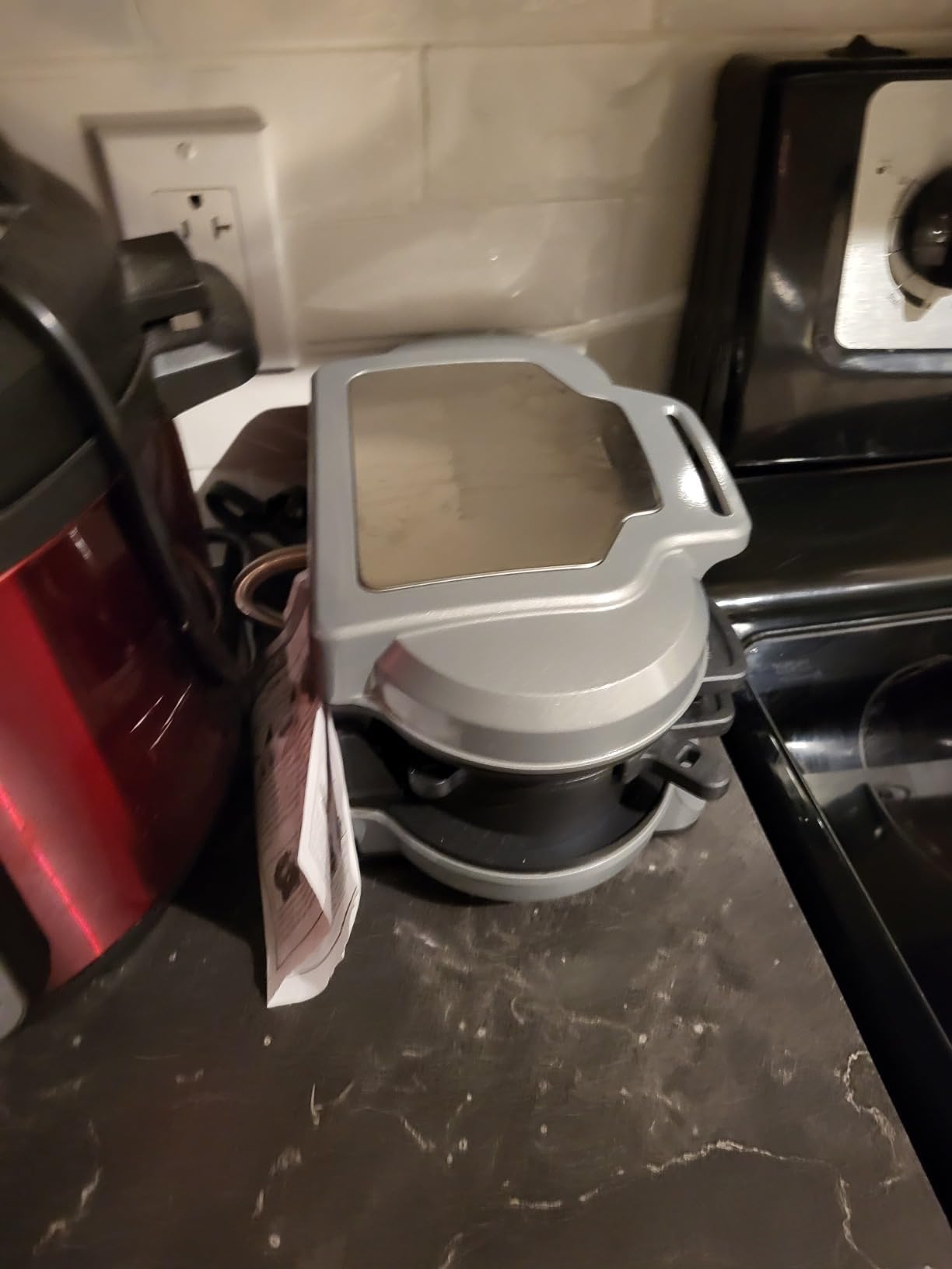 Hamilton Beach Dual Breakfast Sandwich Maker with Timer. Silver (25490A) photo review