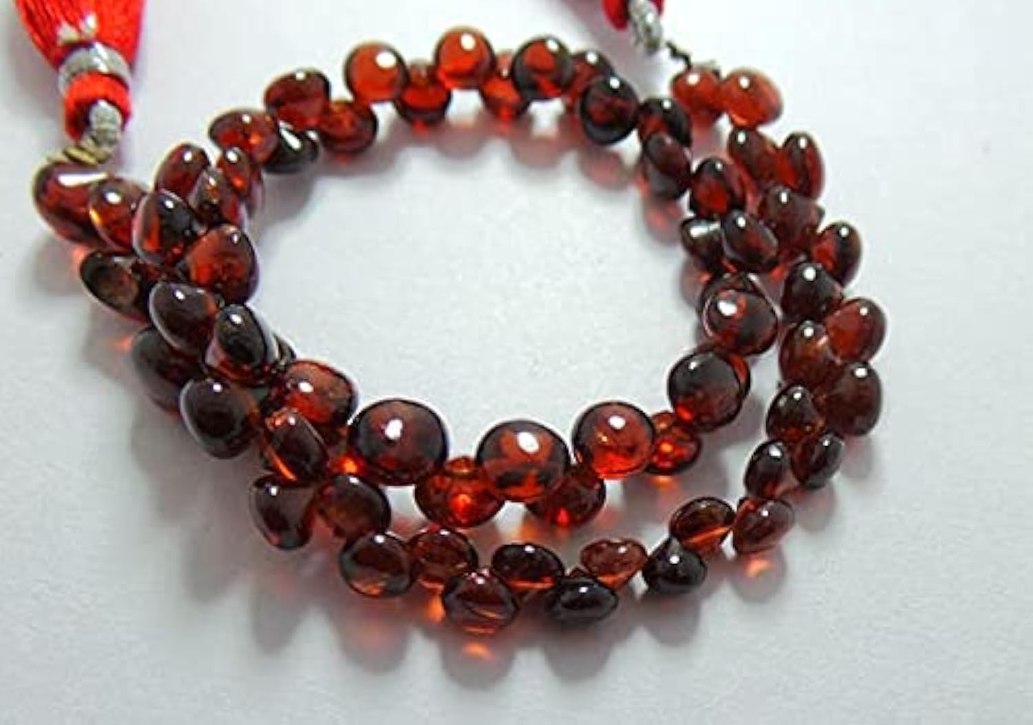 Grenat rouge du Mozambique naturel en perle oignon 3x4-6x7mm pour enfilage de bijoux