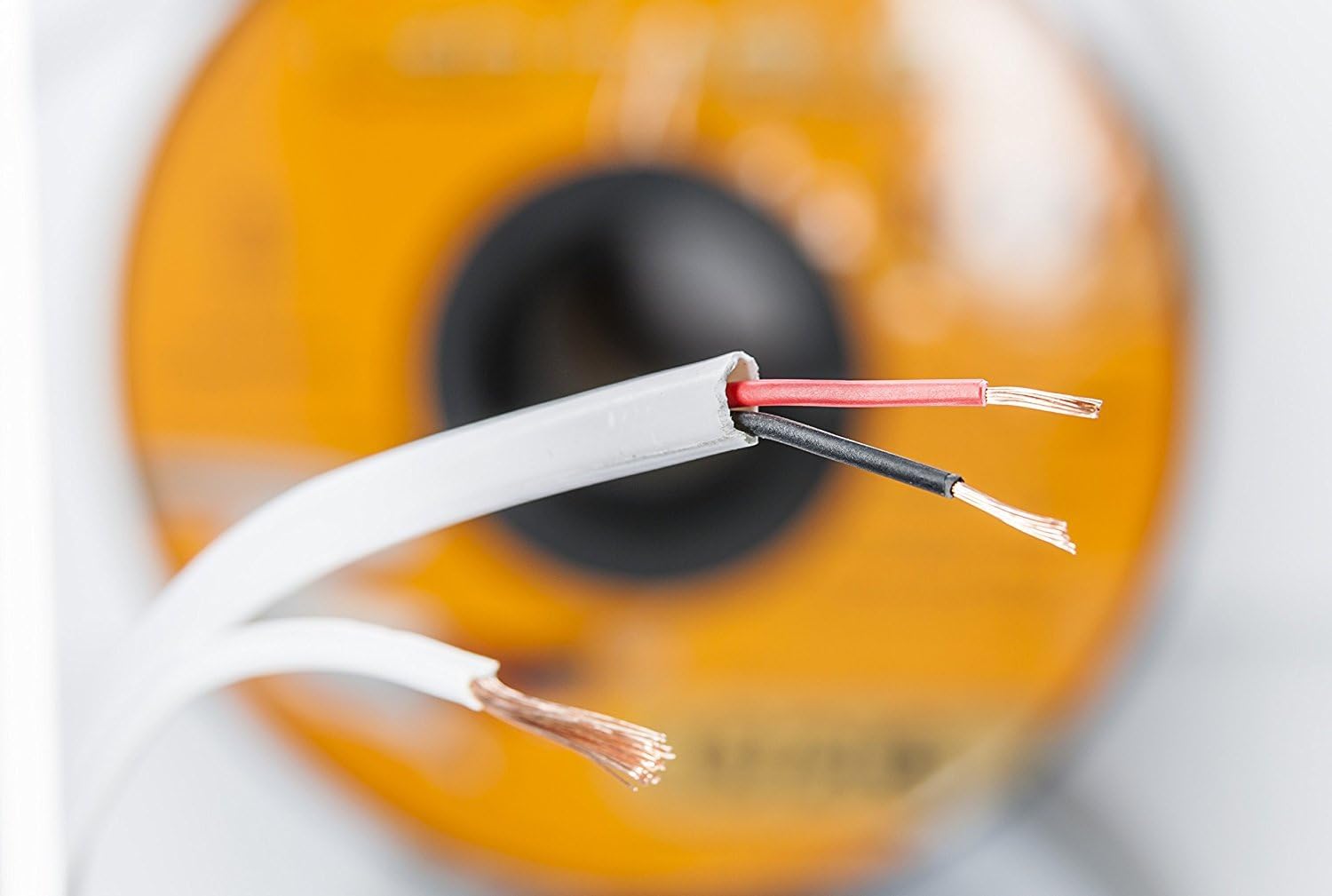 200 ft. Spool 18AWG Low Voltage LED Cable, 3 Conductor, Outdoor Rated, Jacketed in-Wall Speaker Wire UL Listed Class 2, Sunlight Resistant