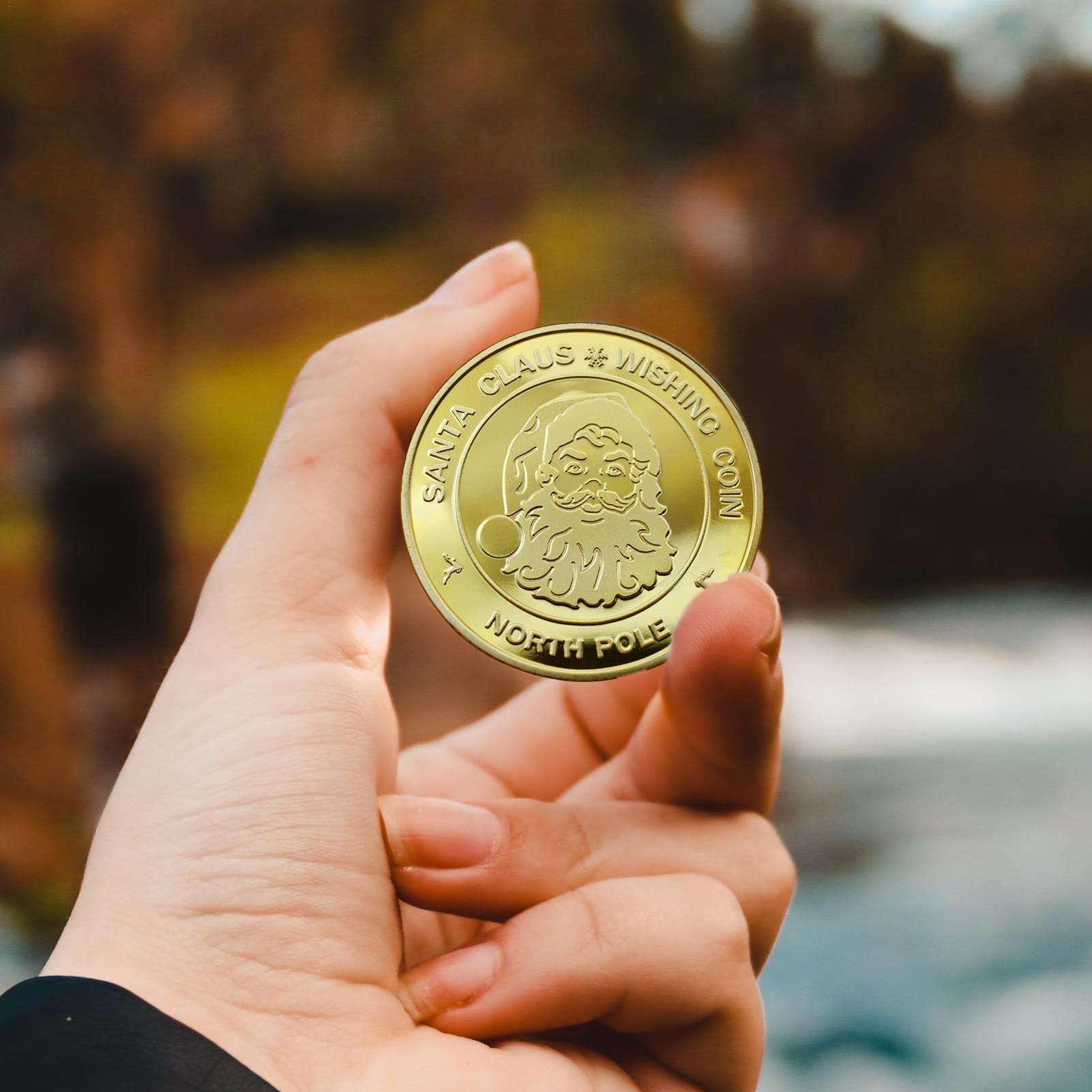 Amazon.co.jp: サンタコイン、記念コイン、クリスマスの靴下詰め物、ジングルベルパターンのクリスマスチャレンジコイン 、クリスマスパーティーのための個別の収集可能なコインはギフトを支持します Yaoshi : ホビー