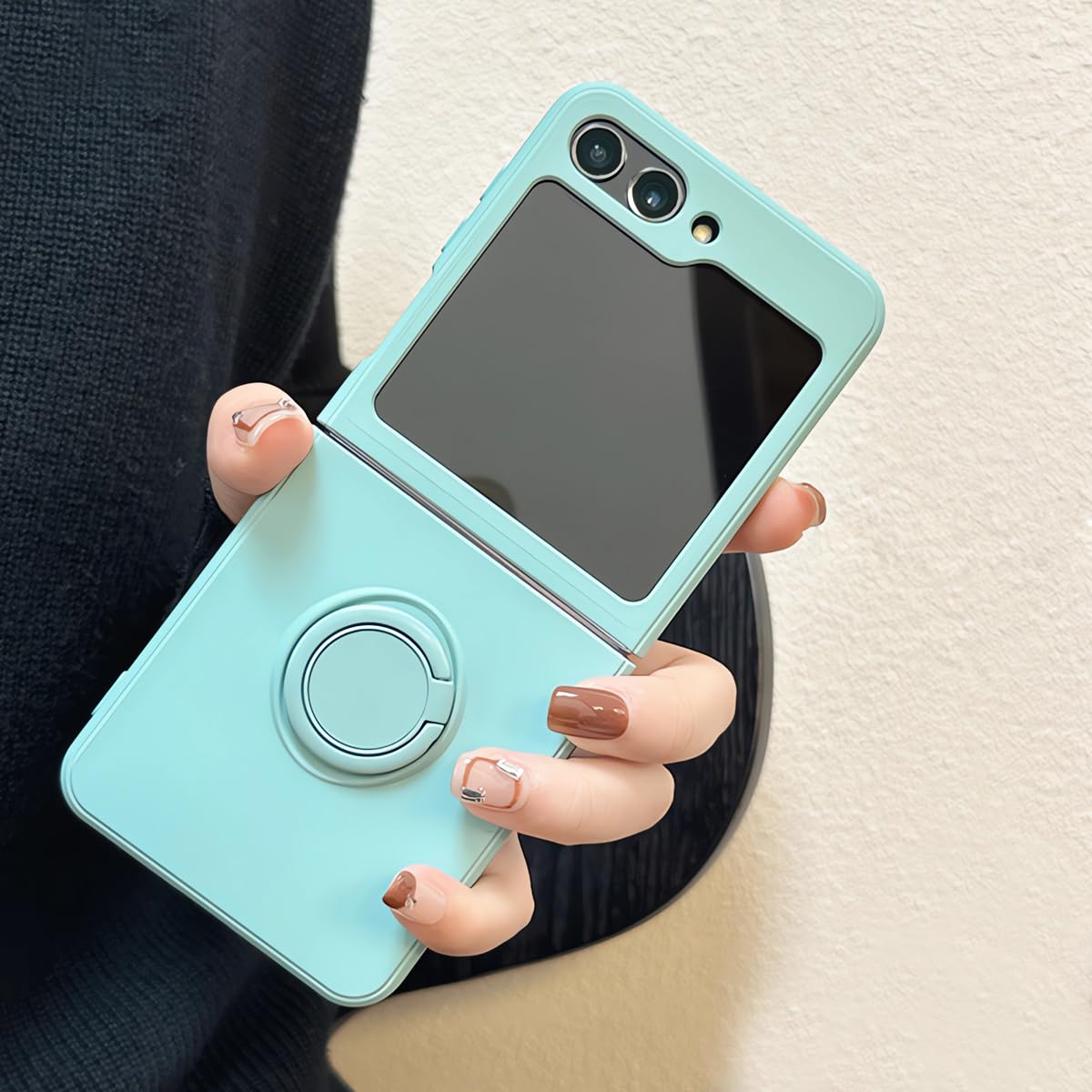 Keyihan Cover Compatibile con Samsung Galaxy Z Flip 5 con Supporto Anello a 360°Lanyard Cinturino da Polso Silicone liquido morbido Custodia Antiurto AntiGraffio Flessibile Slim (Verde menta)