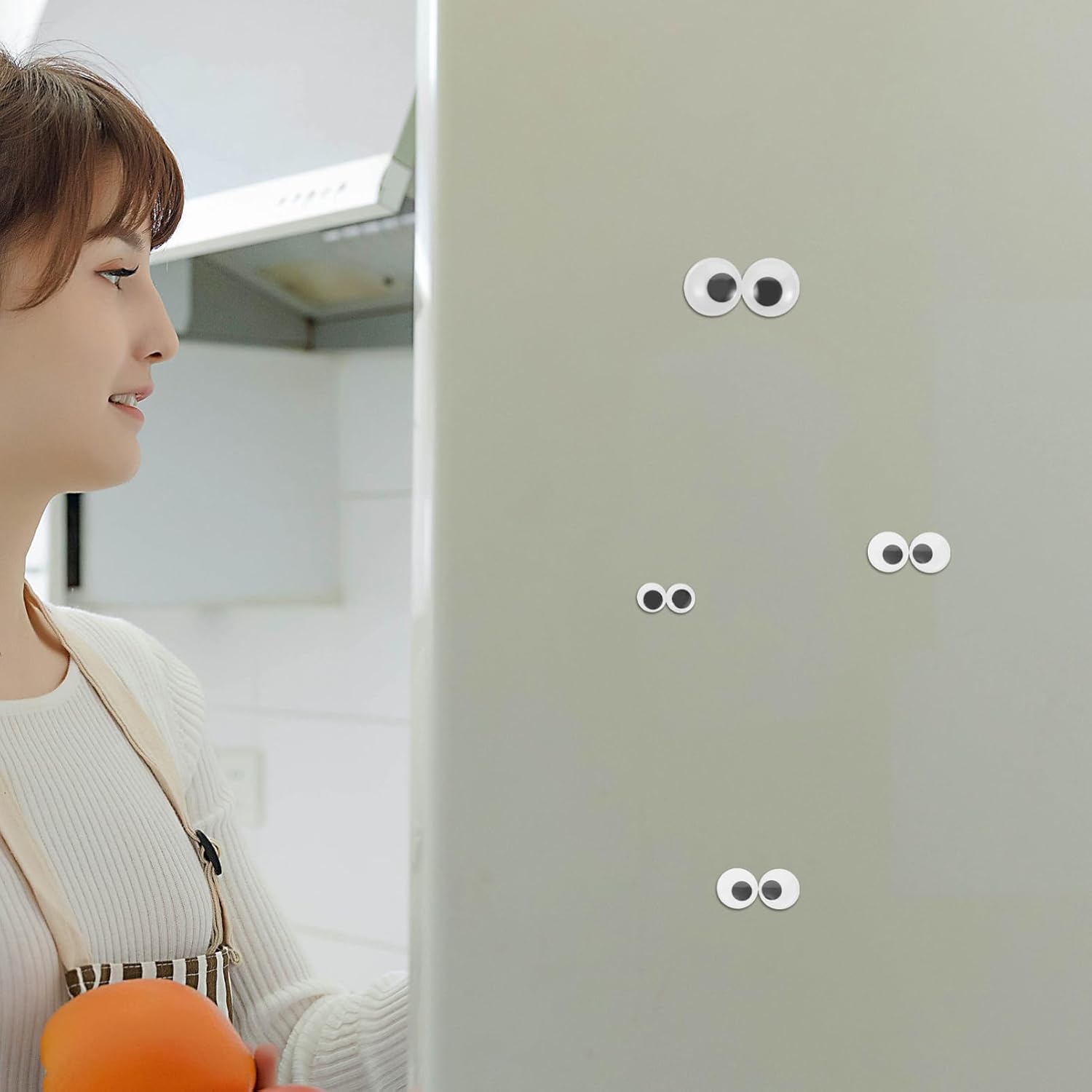 Hohopeti 8pcs Extra Large Googly Eyes with Self-Adhesive for Creative DIY Crafts of Giant Decor for Home Fridge Walls and More Fun and Versatile Home Decoration