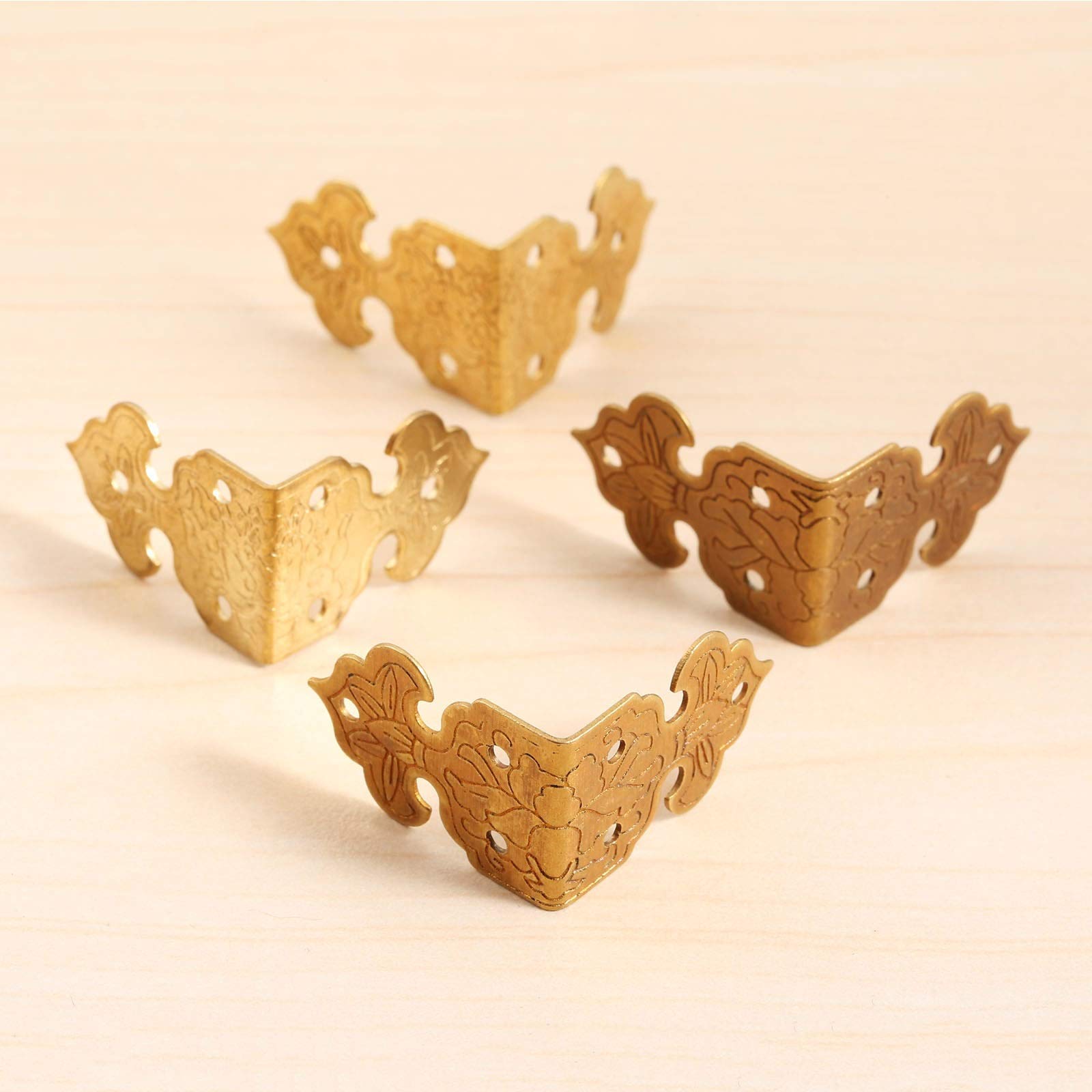Protezioni angolari in metallo, Protezioni angolari for scatola di metallo, 4 pezzi 25x25 mm Ottone antico Scatola di legno Piedi Gamba Staffe angolari Proteggi hardware Artigianato in metallo Staffa